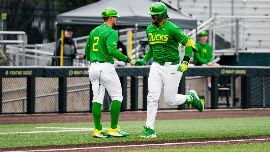 Oregon baseball secures sweep with Sunday win vs. George Mason